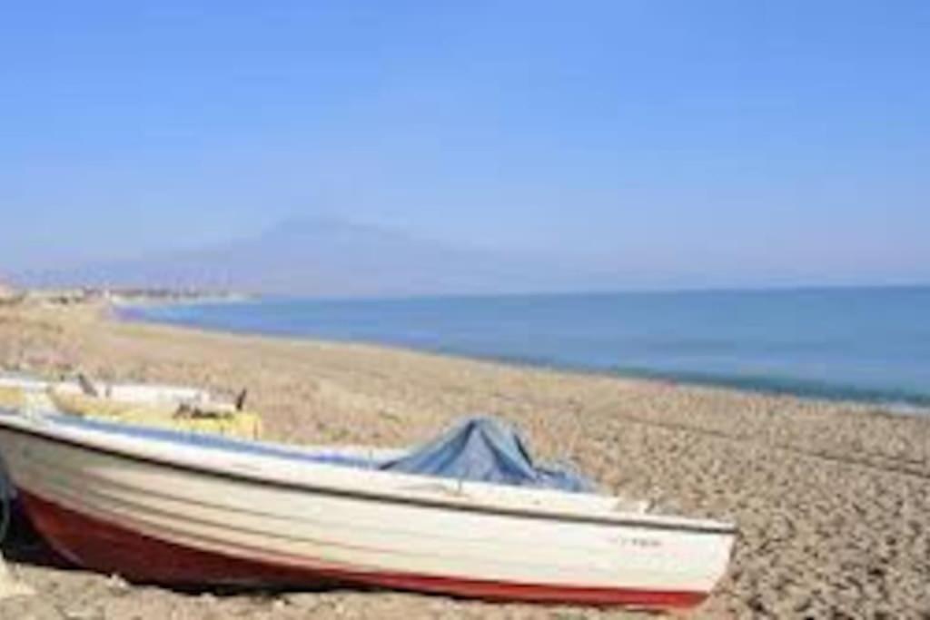 Willa La Casa Sul Mare Agnone Bagni Zewnętrze zdjęcie