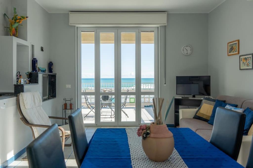 Willa La Casa Sul Mare Agnone Bagni Zewnętrze zdjęcie